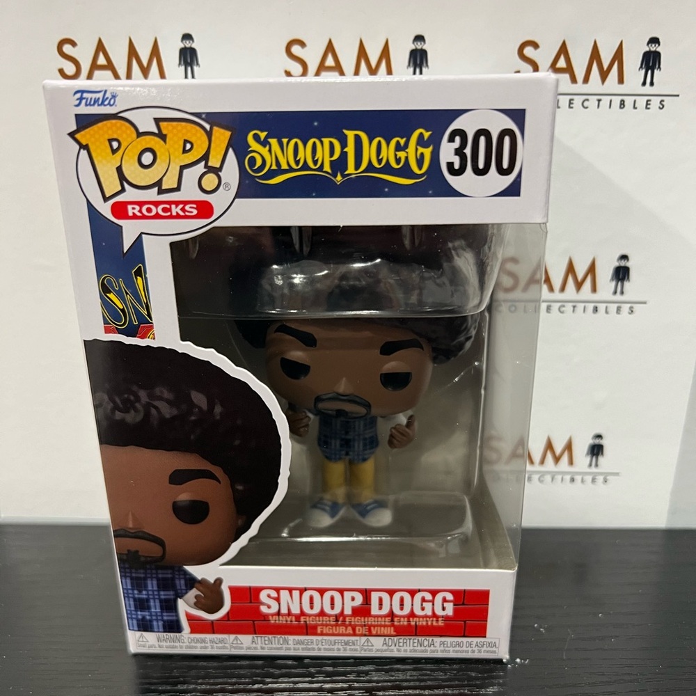 Funko Pop! Snoop Dogg Vinyl Figure #300 + Protector
